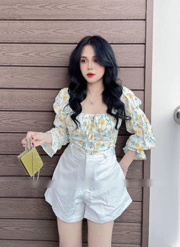 Set croptop hoa nhí quần short 2M