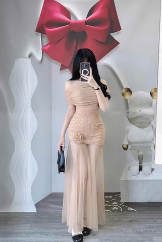 Đầm voan nude trễ vai đuôi cá lưới