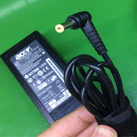 Sạc laptop Acer v5-473