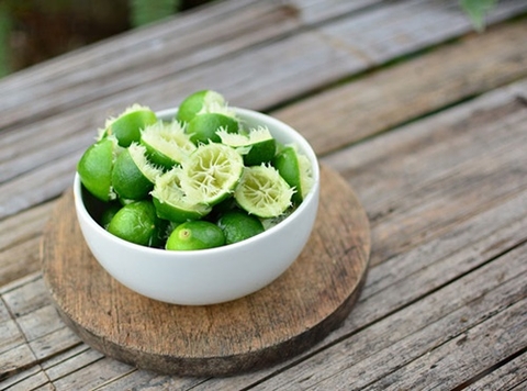 Vỏ chanh và Natto – Hai 