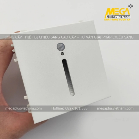 Đèn âm tường cầu thang có cảm biến vuông cao cấp
