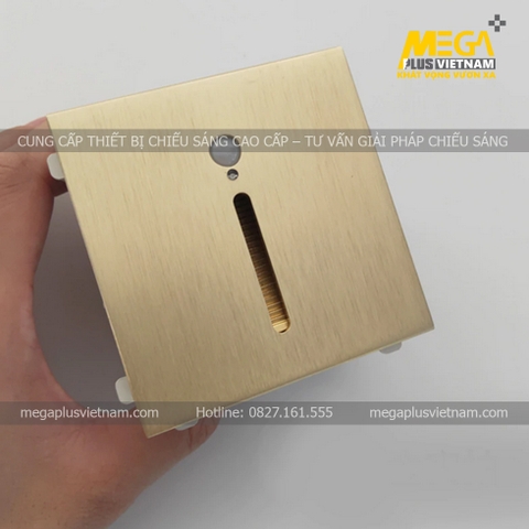 Đèn âm tường cầu thang có cảm biến vuông cao cấp