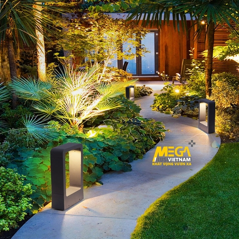 Đèn LED 2 cạnh cột nhôm đúc vuông sân vườn biệt thự, Villa cao cấp
