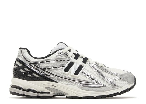 1906R 'Silver Metallic Black'