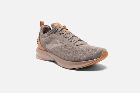 brooks levitate 2 tan brown wood