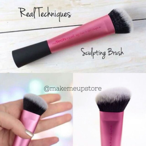Cọ đánh nền và tạo khối Real Techniques Sculpting brush