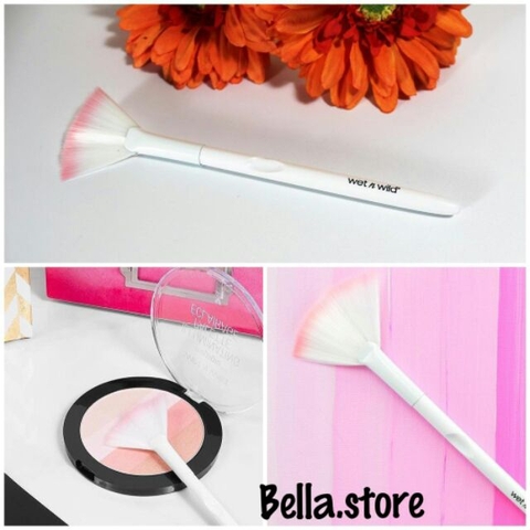 Cọ quạt Wet n Wild Fan Brush