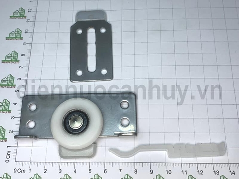 Bánh xe cửa lùa tủ gỗ Bluka trắng