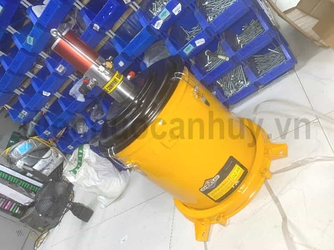 Bình bơm mỡ khí nén 30 lít GZ-A9 KOCU