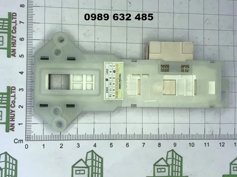 Công tắc máy giặt LG 3 chân