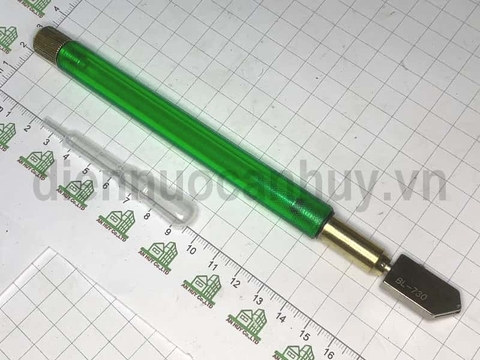 Dao cắt kính Berrylion BL730 cán nhựa xanh, chống vỡ. Dụng cụ cắt kiếng cầm tay có bầu cấp dầu tự động kèm ống bơm