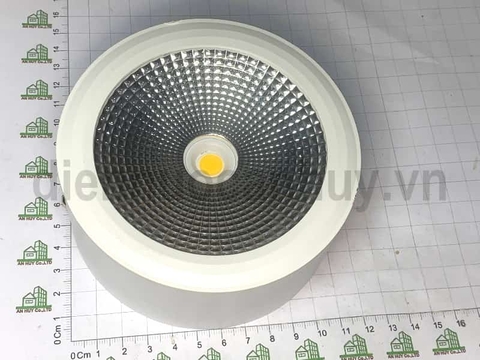 Đèn ốp trần nổi vỏ trắng thân ngắn phi 115 cao 60 mm Asia 10W OBLT10 mầu trung tính