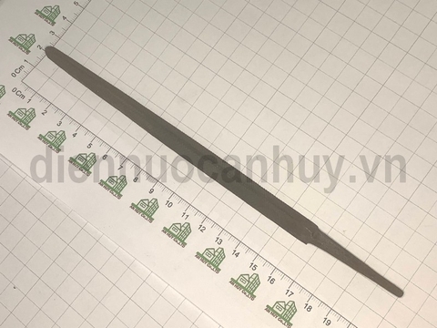 Dũa sắt tam giác 200x9mm