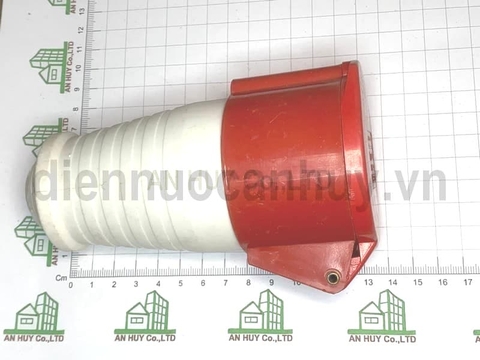 Ổ cắm công nhiệp 5 lỗ MCE 16A đỏ IP 44