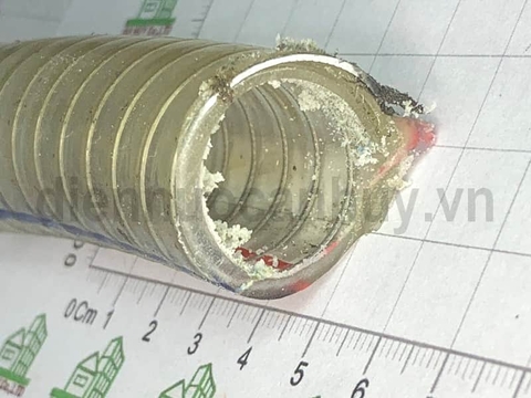 Ống nhựa mềm lõi thép chịu dầu phi 20 trắng trong