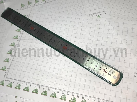 Thước lá 300mm Berry 70701030 (15 cái/hộp)
