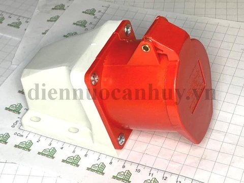 ổ cắm công nghiệp cố định, gắn mặt 4 lỗ 4x32A IP44 - MD124.OC.4X32