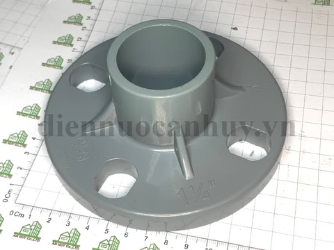 Mặt bích nhựa PVC Taijaan 4 lỗ 42 - 1 1/4 inch