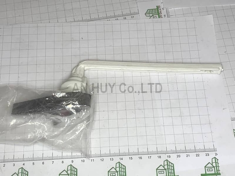 Tay gạt nước bồn cầu nhựa rẻ