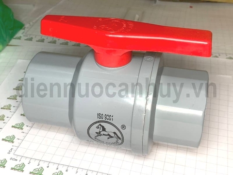 Van Bi Nhựa PVC Taijaan King Horse Phi 60mm (2 Inch). Van khóa nước tay gạt đỏ chuẩn ISO 9001, nhựa dày chịu lực cho hệ thống tưới và cấp thoát nước