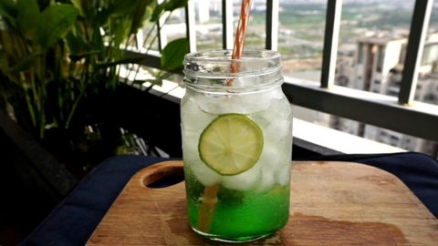 Cách pha soda chanh bạc hà the mát cực sảng khoái