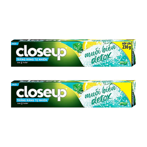 Kem đánh răng Closeup Trắng Răng Tự Nhiên Muối Biển Detox