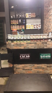 QUÁN CÀ PHÊ ĐEN +