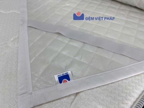 Tấm bảo vệ nệm chống thấm TC trắng 70% cotton 30% polyester BVD01 Đệm Việt Pháp