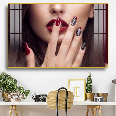 05NM Tranh Treo Tường Tráng Gương Cho Tiệm Nail Mi