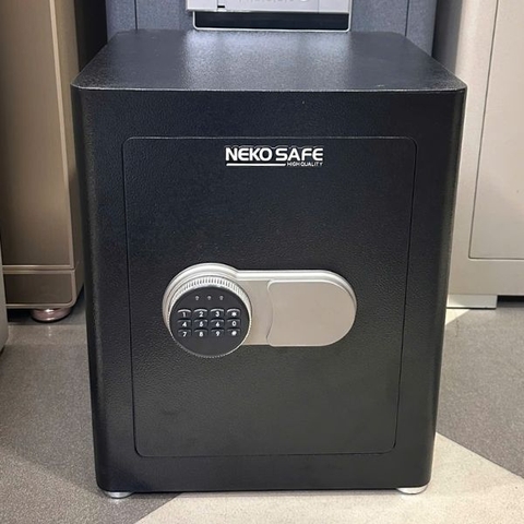 Két sắt NEKO SAFE NS50 điện tử màu đen, trắng, đỏ