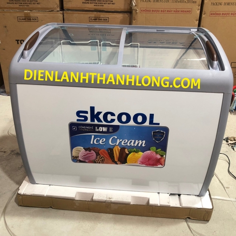 TỦ ĐÔNG KÍNH LÙA SKCOOL SKCA-350