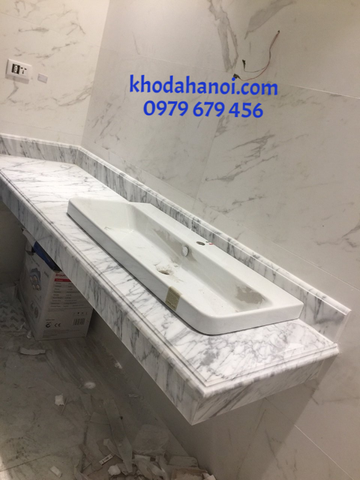 da-trang-y-tu-nhien-lam-lavabo