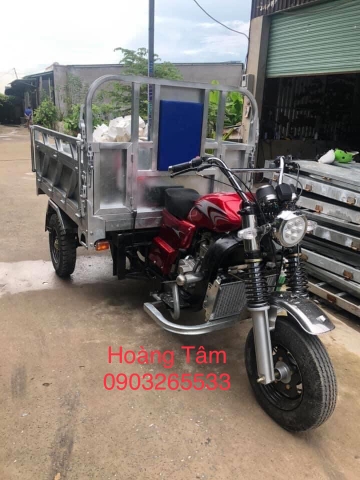 Xe ba gác chở hàng