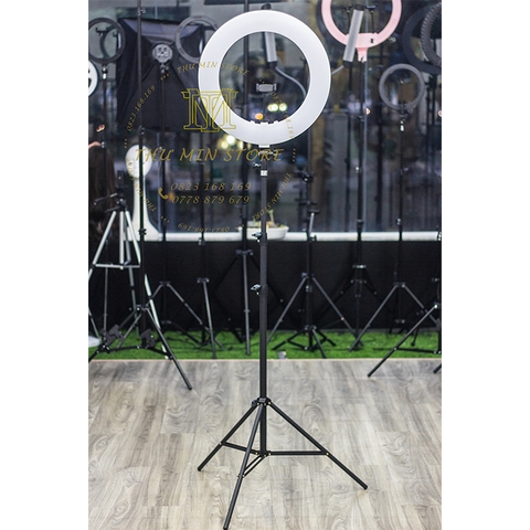 Đèn RingLight SM1888i- size 45cm, có khe pin, màn hình hiển thị độ sáng( full set có pin)