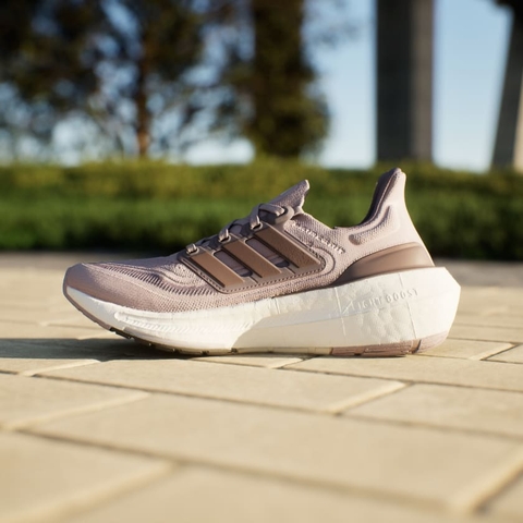 Giày chạy bộ ULTRABOOST LIGHT W adidas Nữ IE3336