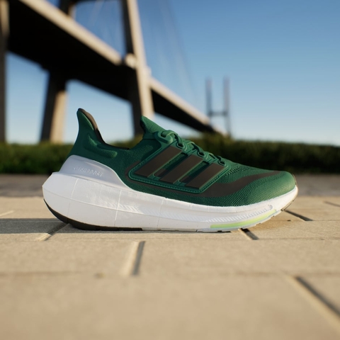 Giày chạy bộ adidas Ultraboost Light Nam - ID3282