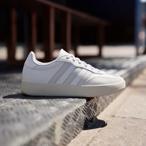 Giày thời trang adidas Barreda Nữ - JP5957