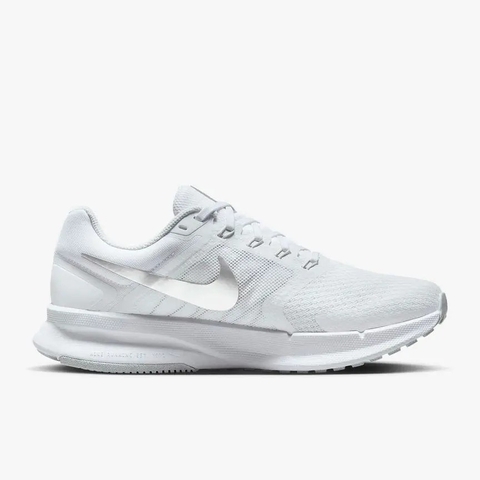 Giày chạy bộ NIKE RUN SWIFT 3 Nữ DR2698-101
