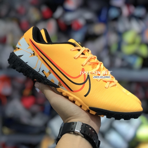 Giày Bóng Đá Nike Mercurial Vapor 13 Academy Vàng Đen Trắng TF