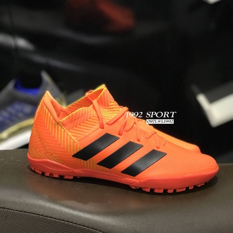 Giày Bóng Đá Adidas Nemeziz 18.3 Cam Vạch Đen TF