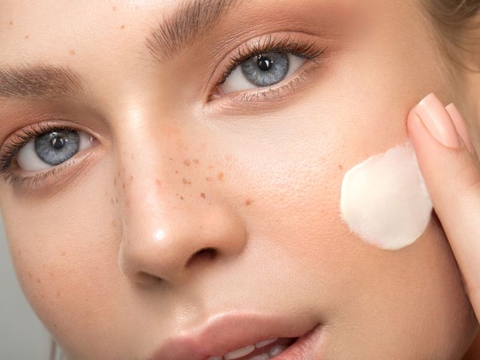 Quy trình 4 bước trị mụn viêm tại nhà hiệu quả và an toàn