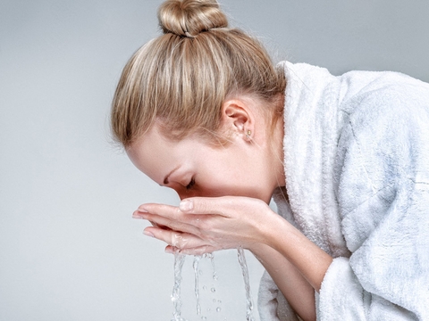 Chọn sữa rửa mặt mùa đông cần chú ý những điều này