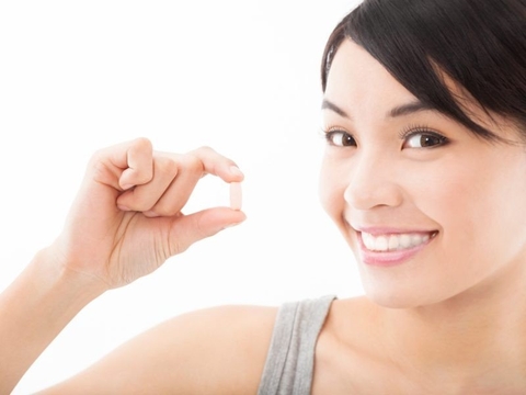 10 viên uống trắng da Nhật Bản "đáng đồng tiền bát gạo"