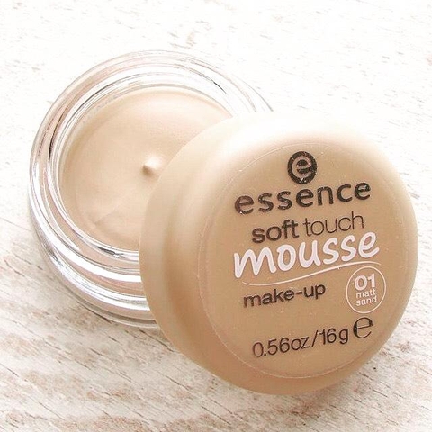 PHẤN TƯƠI ESSENCE SOFT TOUCH MOUSSE - ĐỨC