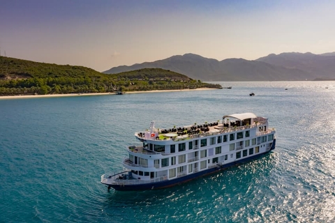 Tour du thuyền Nha Trang