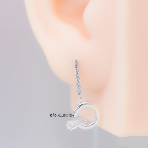 Bông Tai Bạc Nữ Kiểu Nụ S925 Vầng Trăng Cùng Dải Đá Lấp Lánh H2410240068