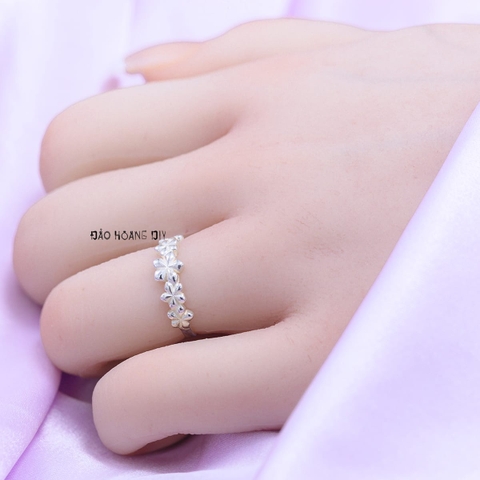 Nhẫn Bạc Nữ Hình Dải Hoa Xinh Xắn N2409130005