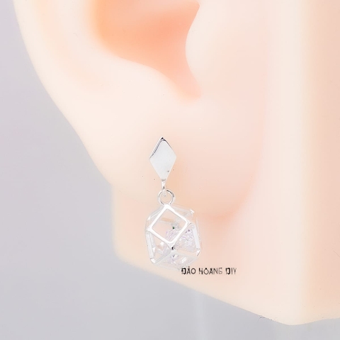 Bông Tai Bạc Nữ Kiểu Nụ S925 Khối Đa Giác Đẹp Xuất Sắc H2410240073