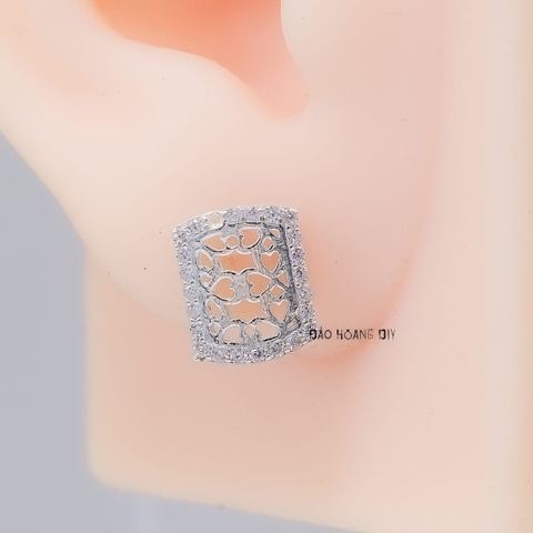 Bông Tai Bạc Nữ Kiểu Nụ Hình Chữ Nhật Khắc 3D Nhiều Trái Tim Nhỏ Xinh H2410230077