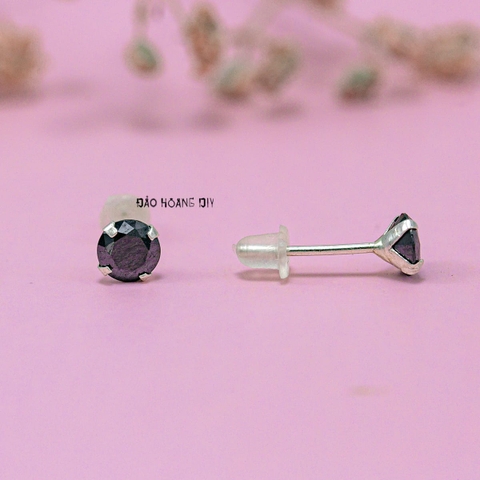 Bông Tai Bạc Nữ Kiểu Nụ Đá Đen Tròn Nhỏ Xinh H2410220052